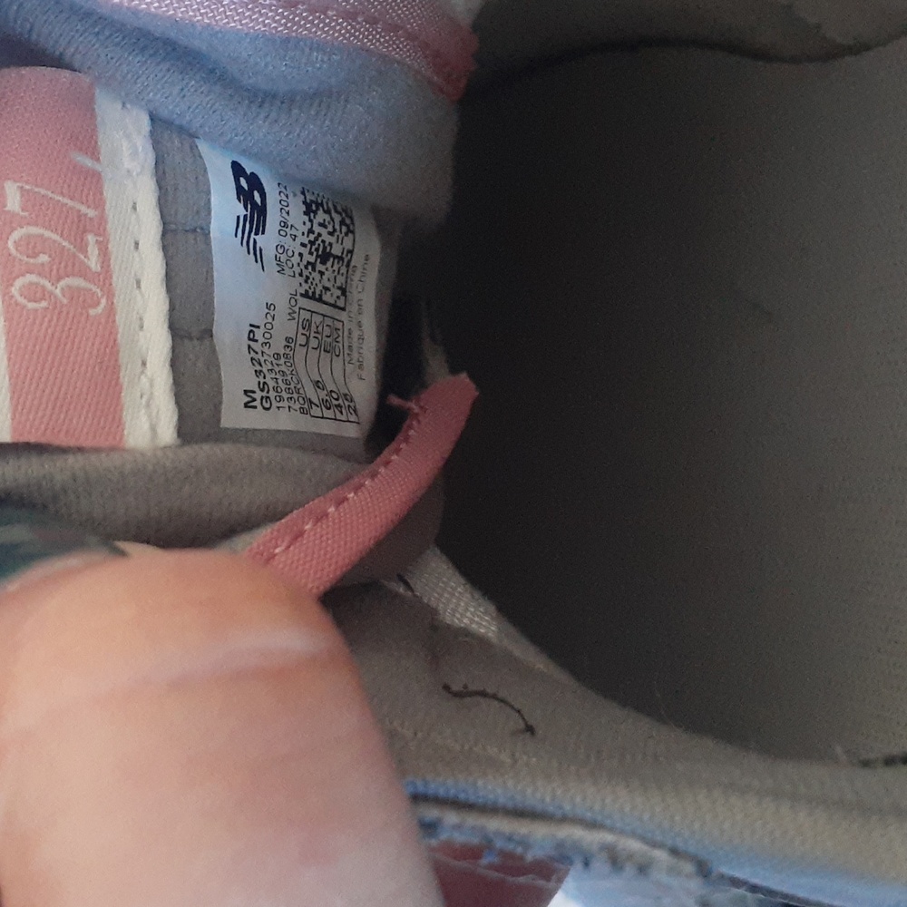 New Balance Pink and Gray Athletic Shoes with Zebra Pattern - Picture 4 of 8